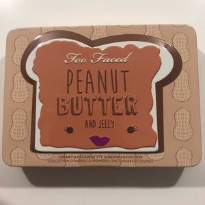 Too faced peanut butter palette